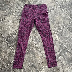 ⭐️NWT HEAD Ladies Pink & Black Patterned Leggings Yoga Sporty Workout Whimsigoth